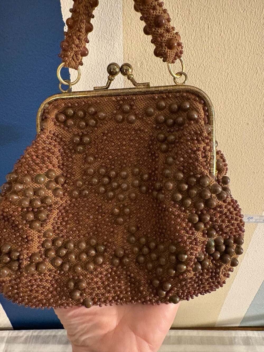 Vintage 1950s Broadway Brown Straw Beaded Handbag with Kiss Lock made in Japan - Picture 3 of 4